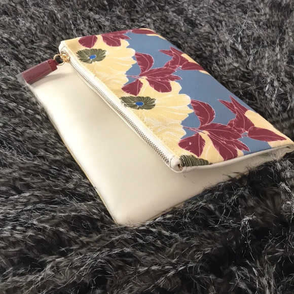 Rachel Pally Floral and Leather Clutch - Picture 4 of 8